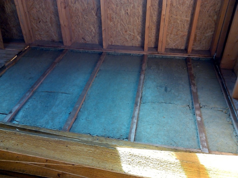 Утеплитель для пола в бытовке