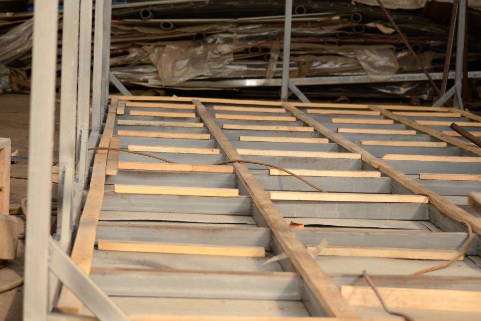 Пол на металлическом каркасе