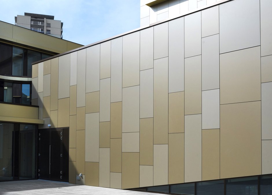 Комбинированная отделка фасада