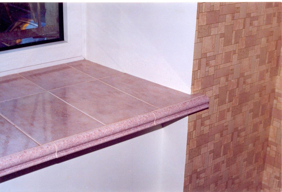 Подоконник из плитки