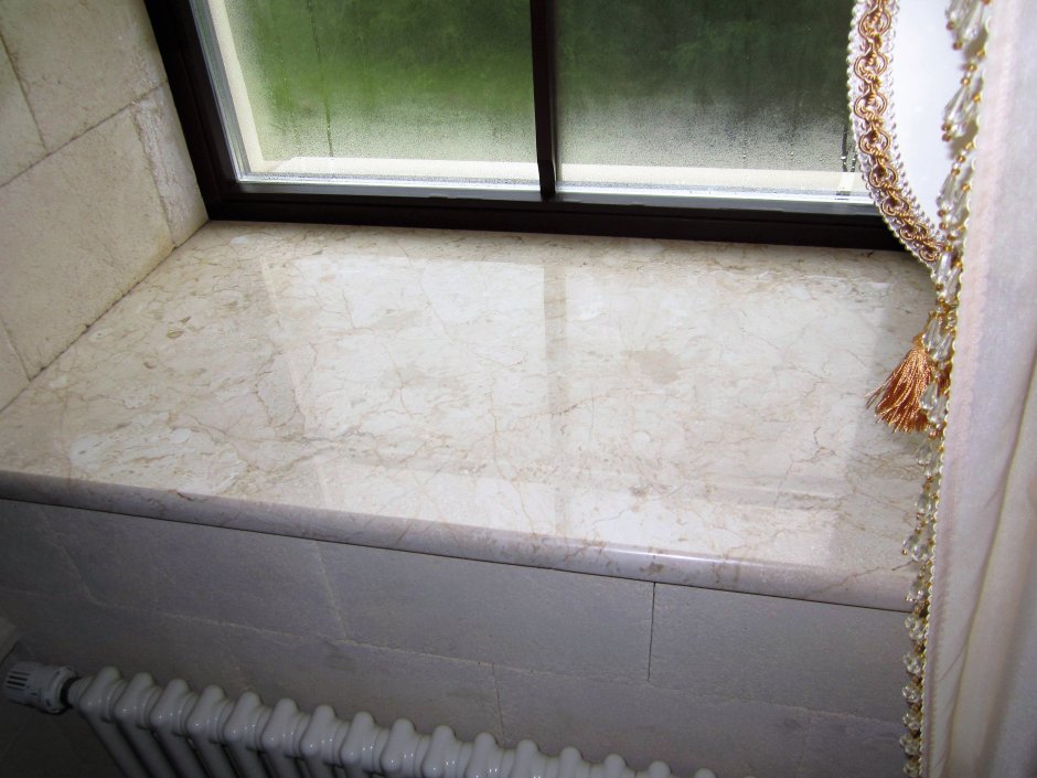 Отделка подоконников и откосов плиткой