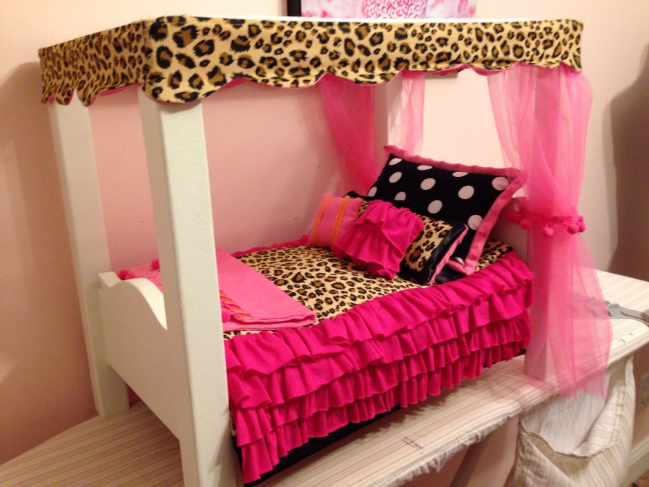 Для куколки кровать