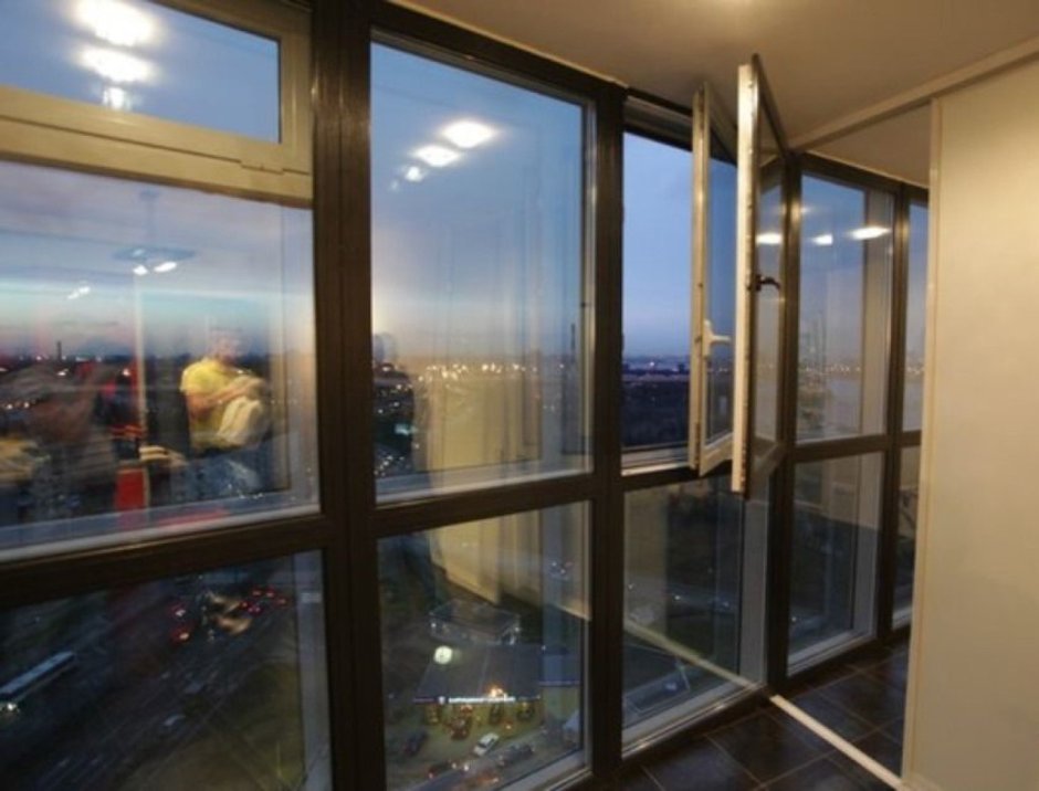 Остекление вторым контуром лоджии