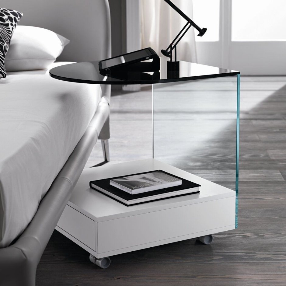 Прикроватная тумба для спальни