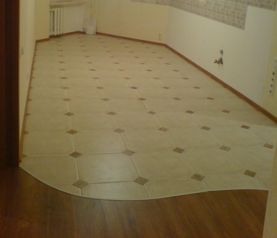 Сочетание плитки и ламината