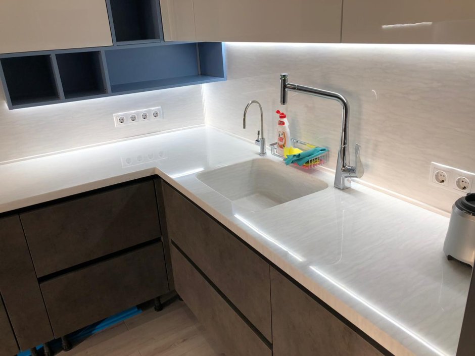 Hanex St-103 nublado