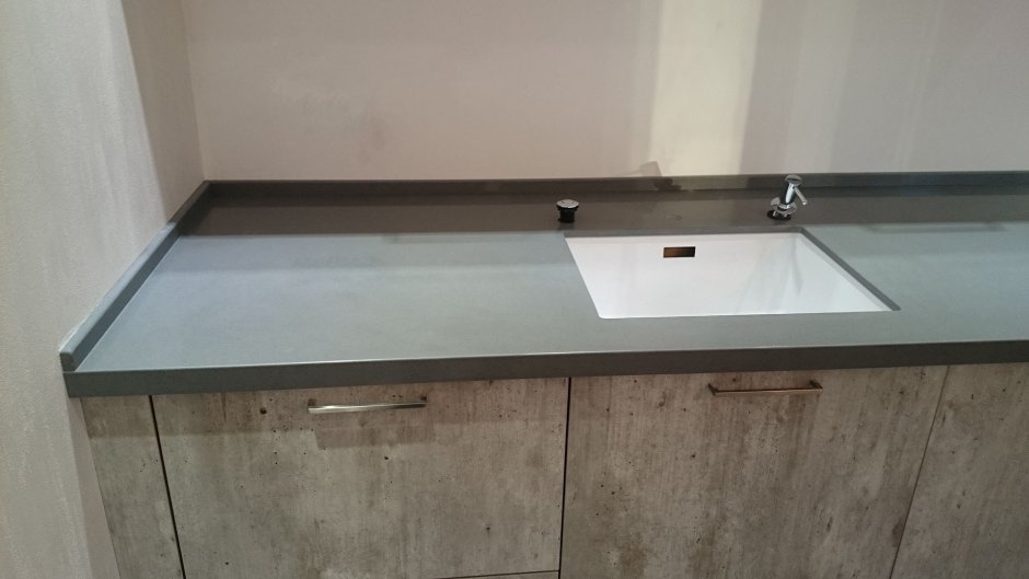 Бортик из кварца 2х2 см