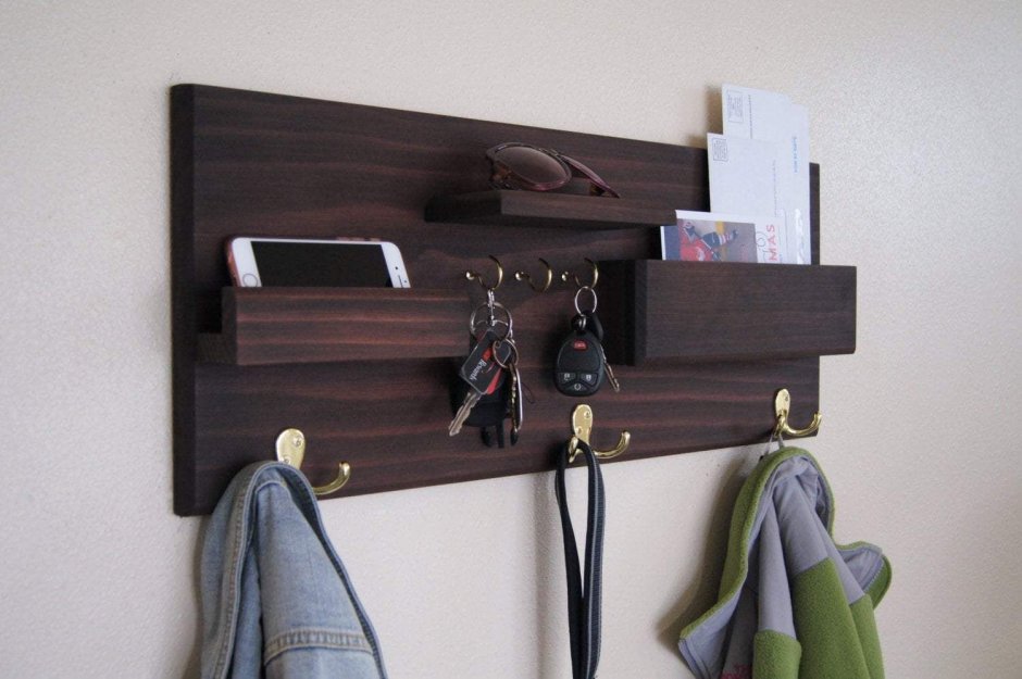 Полочка для ключей в прихожую