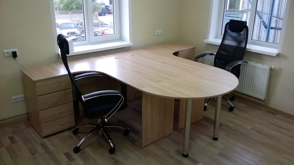 Стол офисный для двух человек