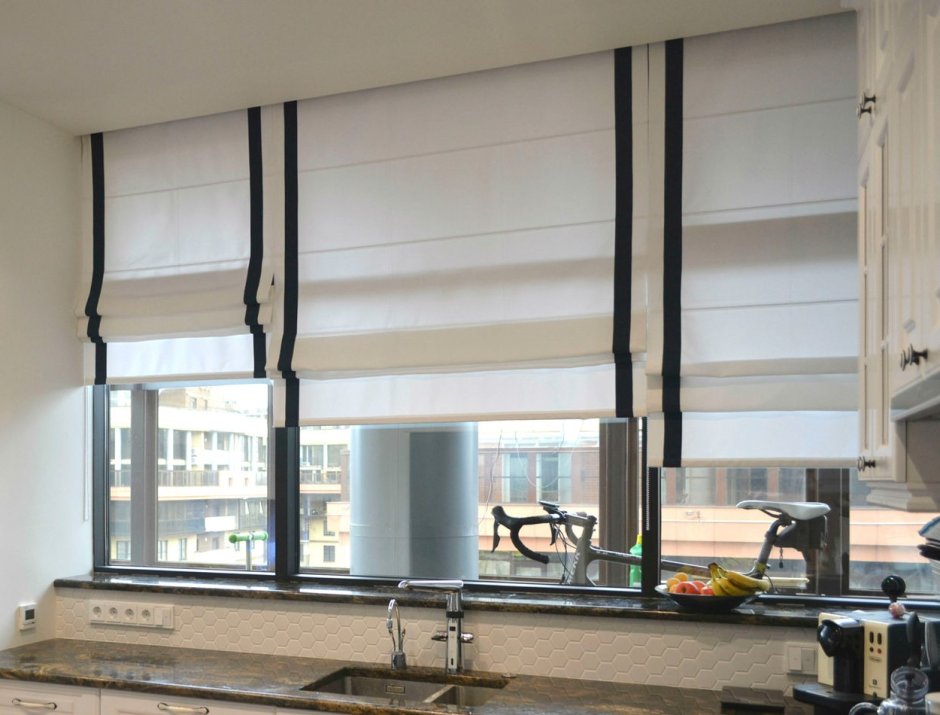 Электоркарниз римские штор