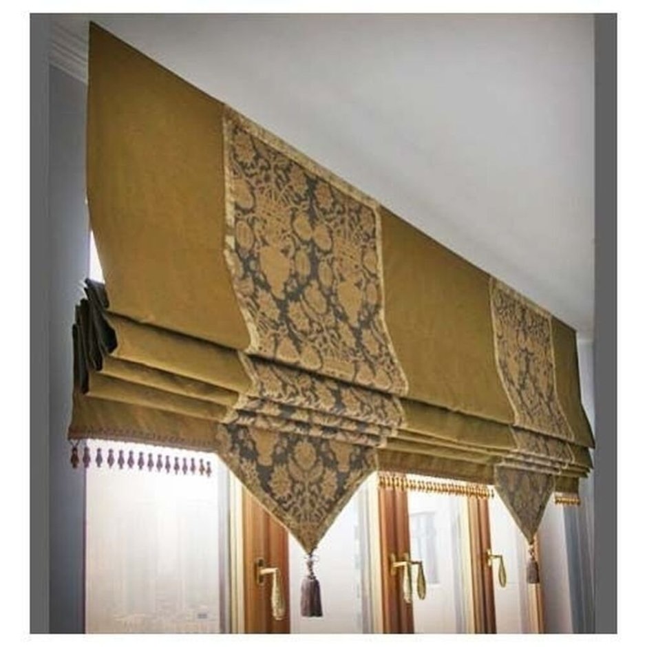 Римская штора с фигурным краем