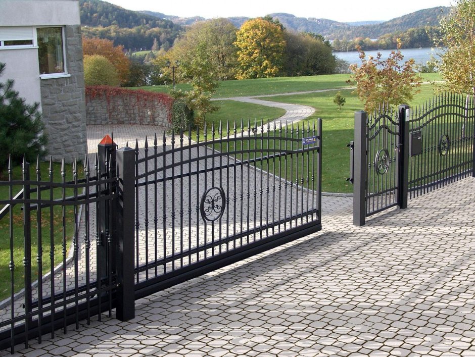 Ворота раздвижные откатные кованые