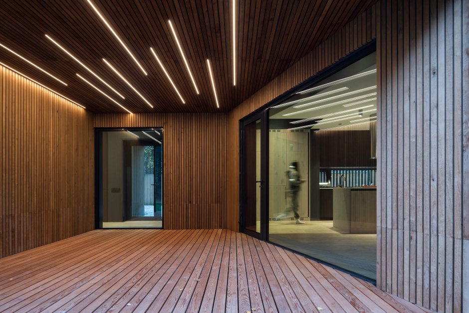 Планкен из лиственницы на потолок