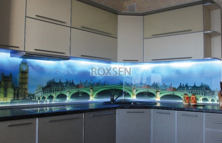 Кухонный фартук с подсветкой