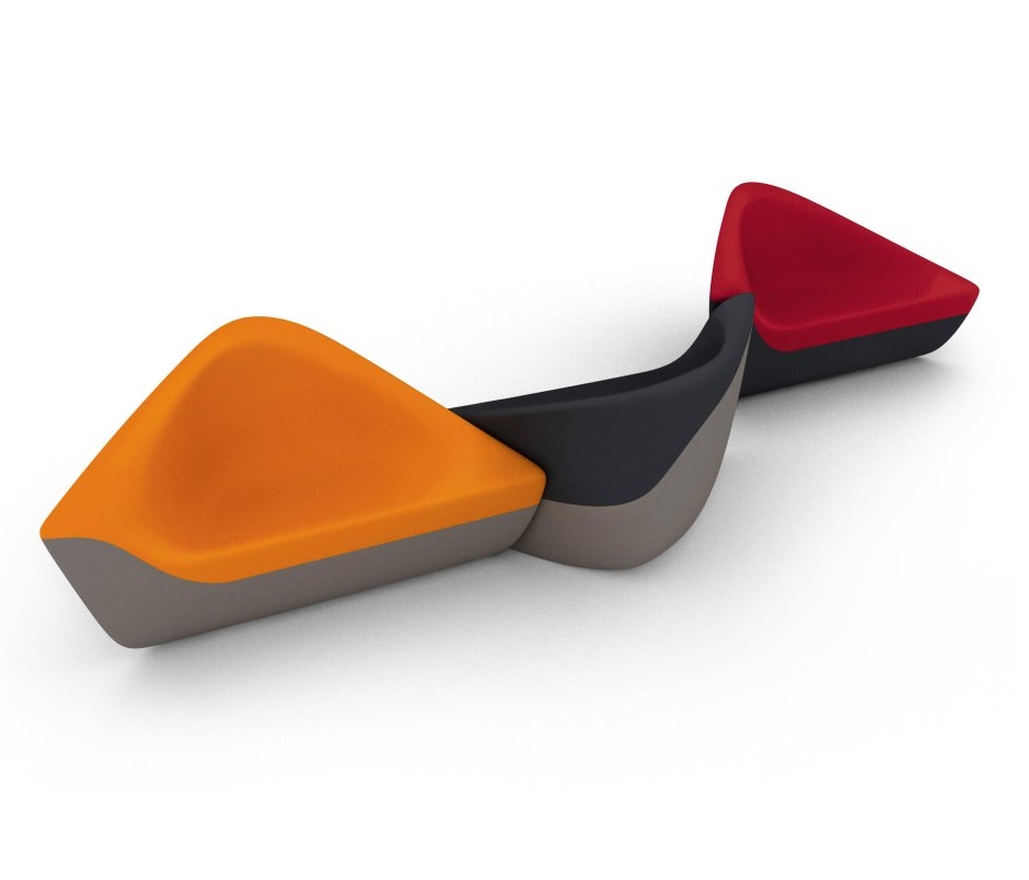 Треугольная подушка для кровати