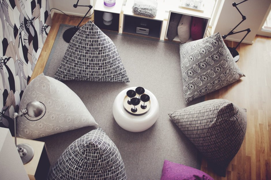 Кресло из гофрокартона