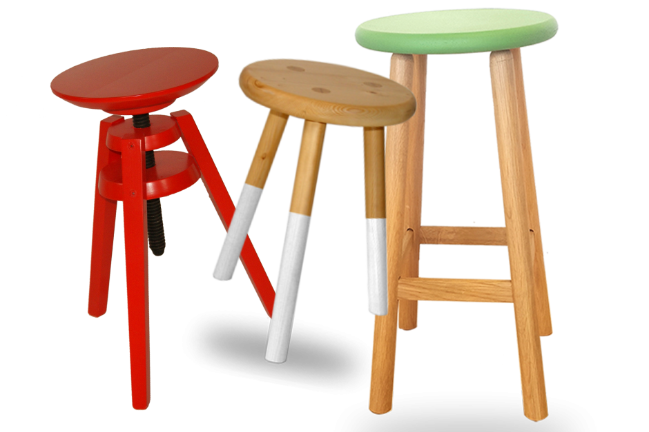 Табуретка на красивом фоне