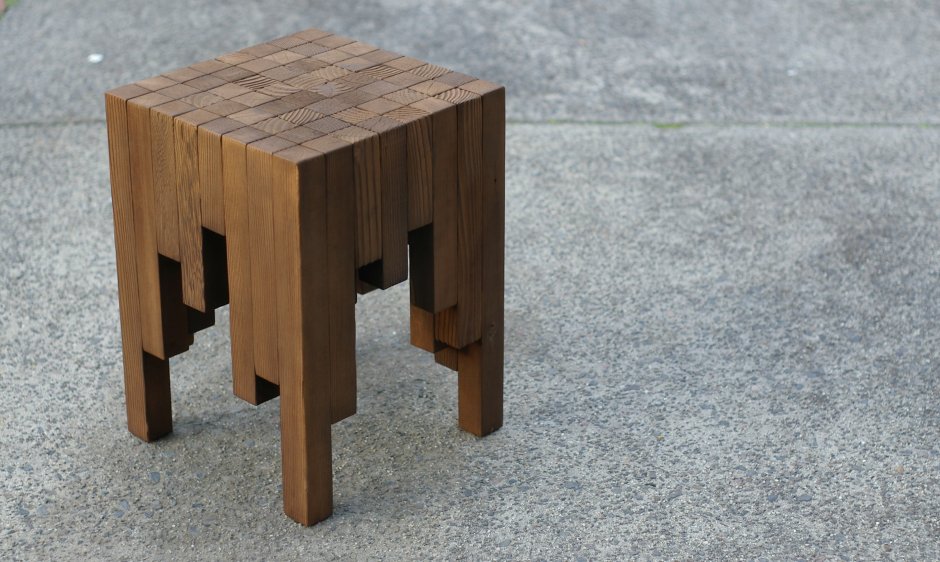 Необычный табурет