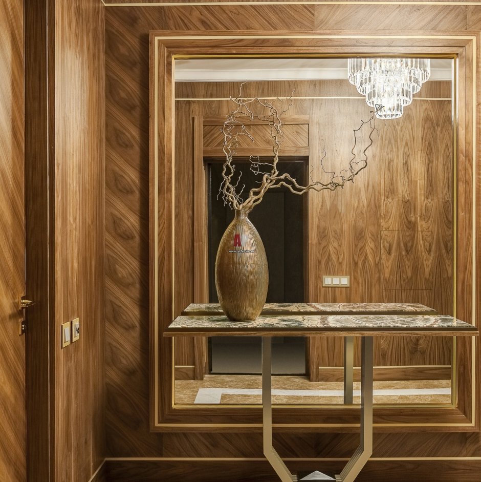 Мрамор в прихожей