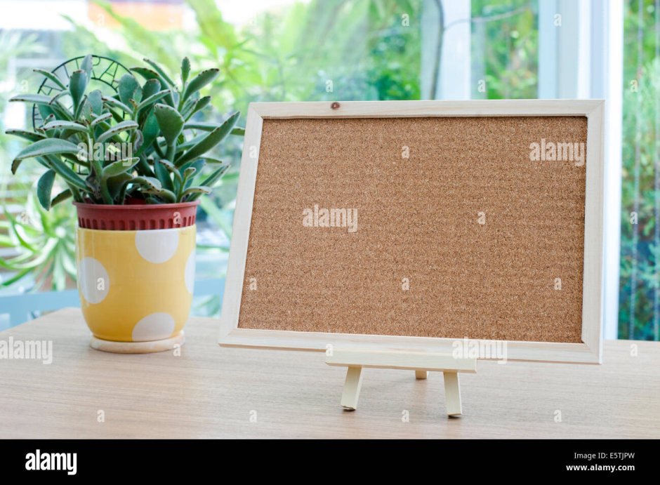 Винный столик «Cork Catcher»