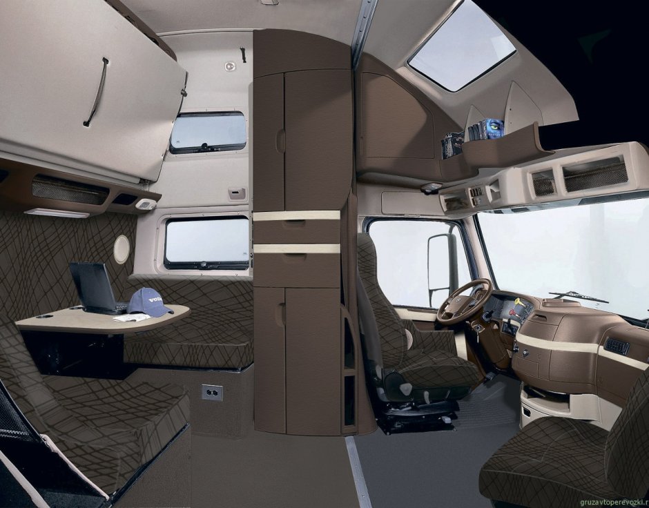 Volvo VNL 780 кабина