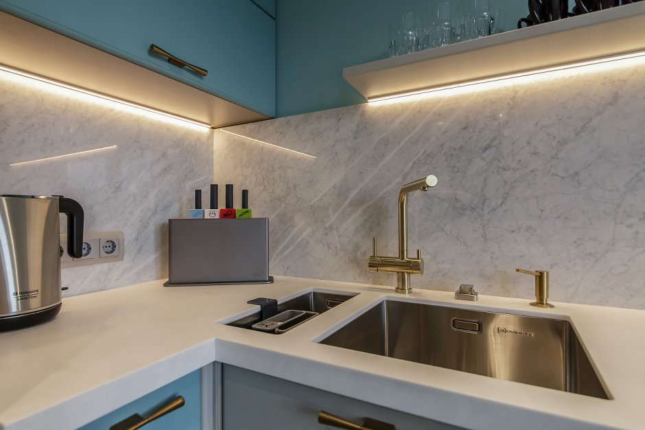 Светильник кухонный под шкаф