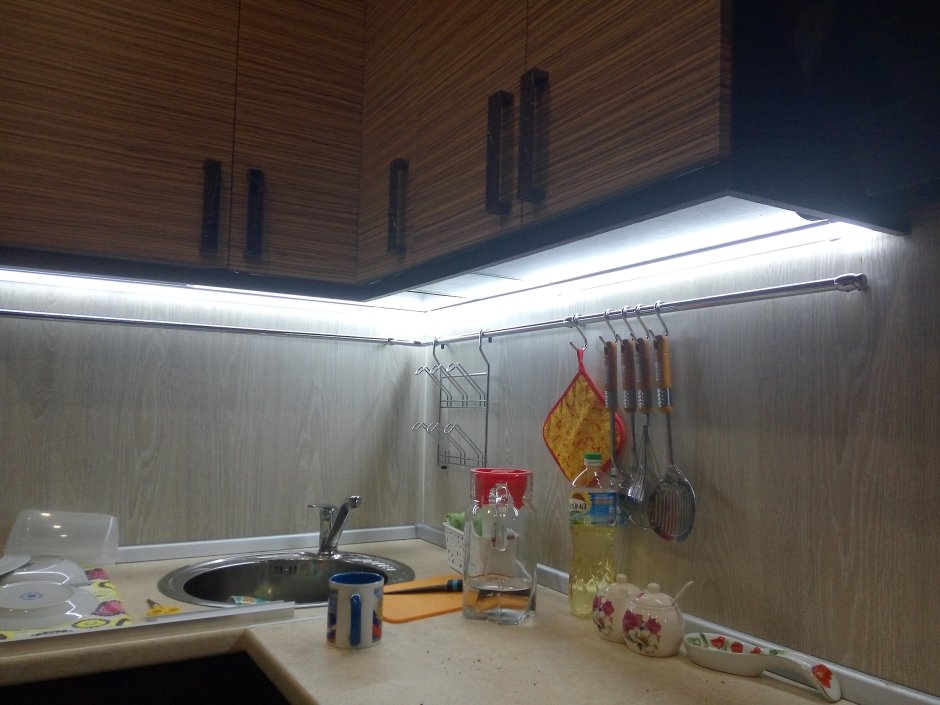 Галогеновая подсветка для кухни