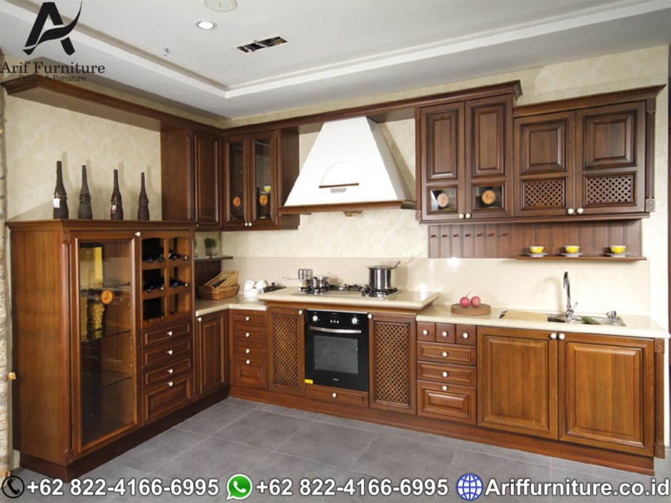 Кухня из массива дерева