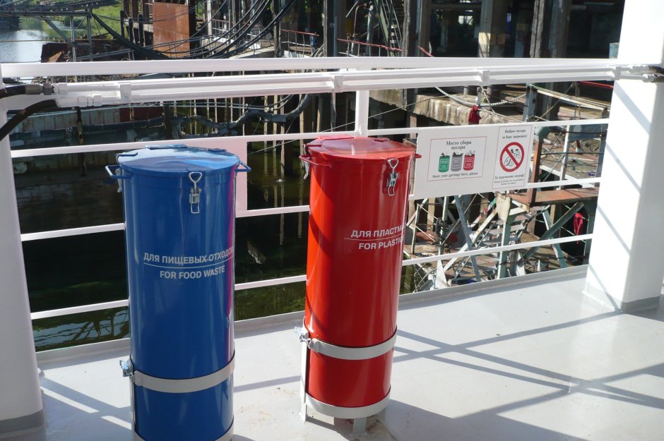 Судовая мебель