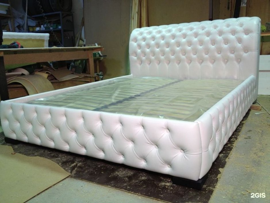 Утяжка пуговицами мягкой мебели