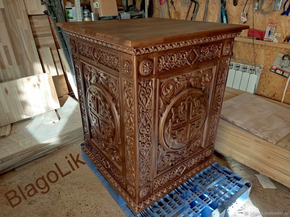 Рукодельный столик