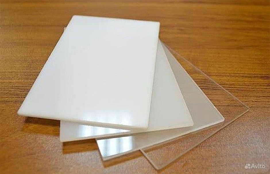 Столешницы из эпоксидной смолы/Table Tops made of Epoxy Resin