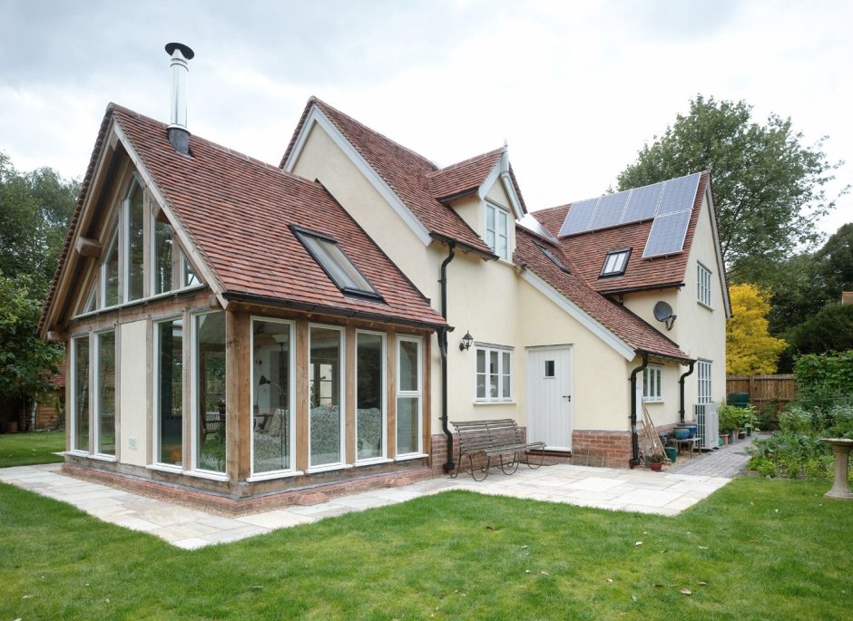 Дом с застекленной мансардой