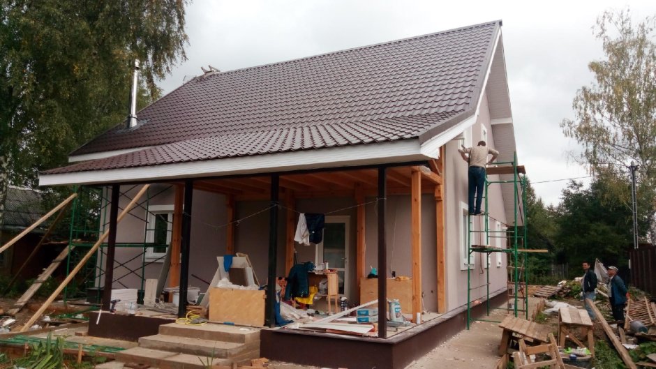 Пристройка к двускатной крыше