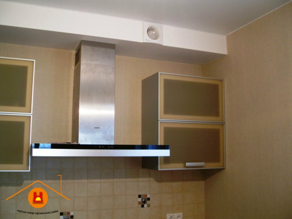 Вентиляционная вытяжка на кухне