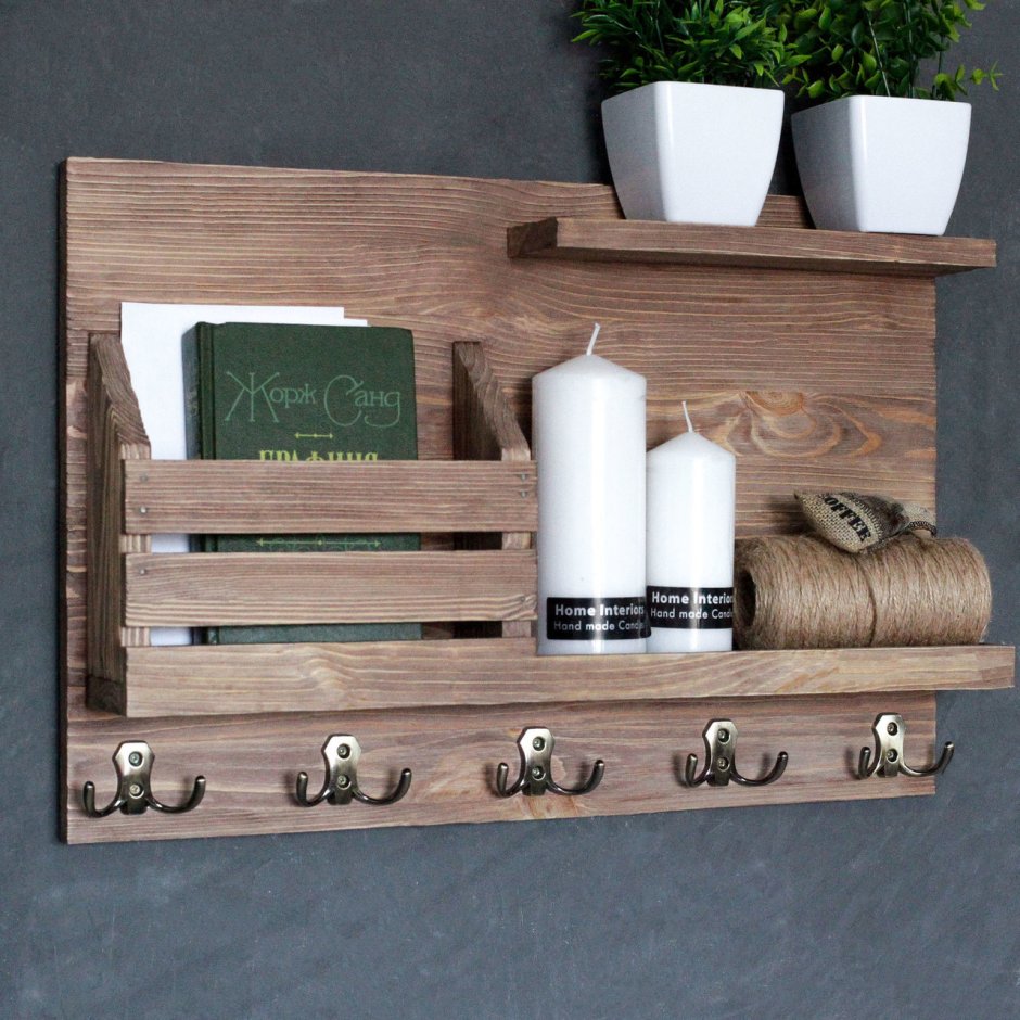 Ключница настенная с полкой