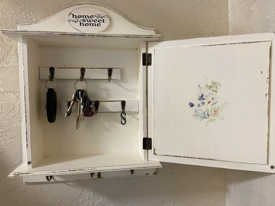 Ключница настенная в прихожую