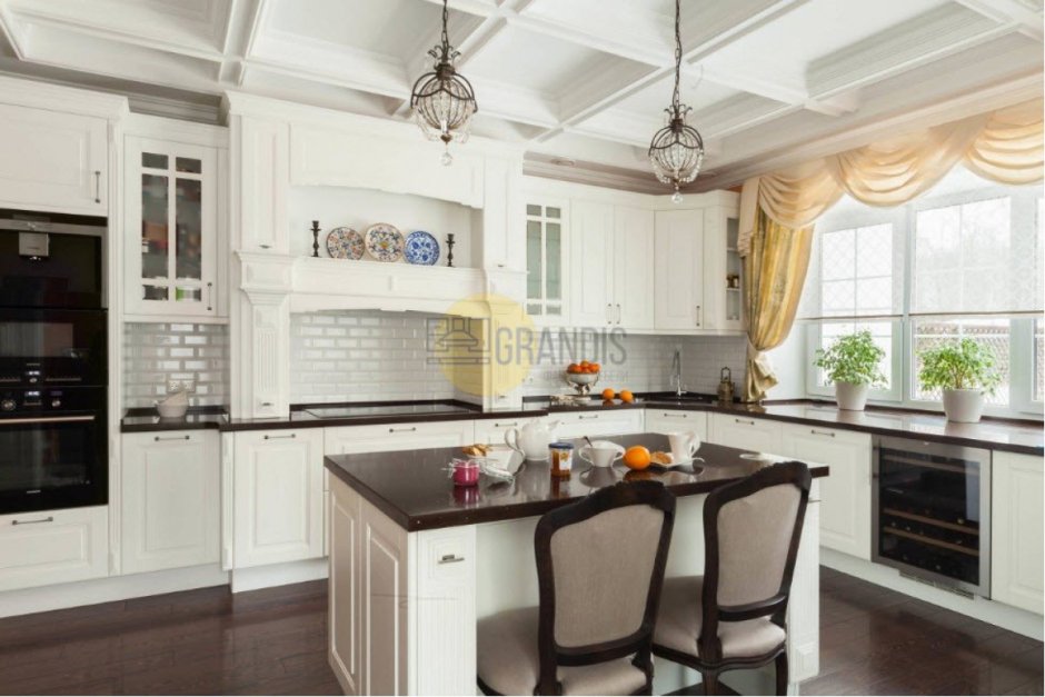 Кухни Неоклассика светлые угловые