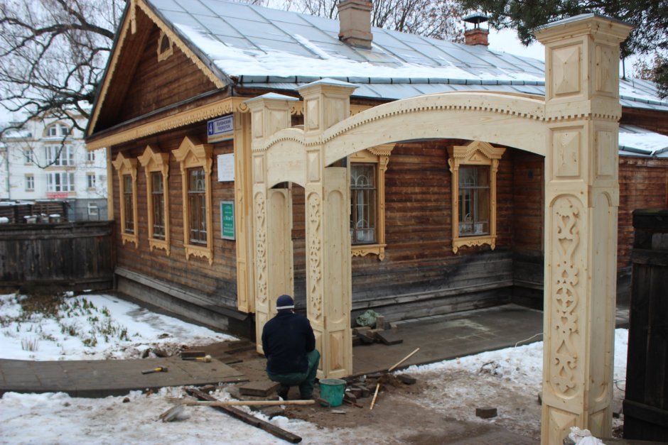 Ворота музея Хохрякова Киров