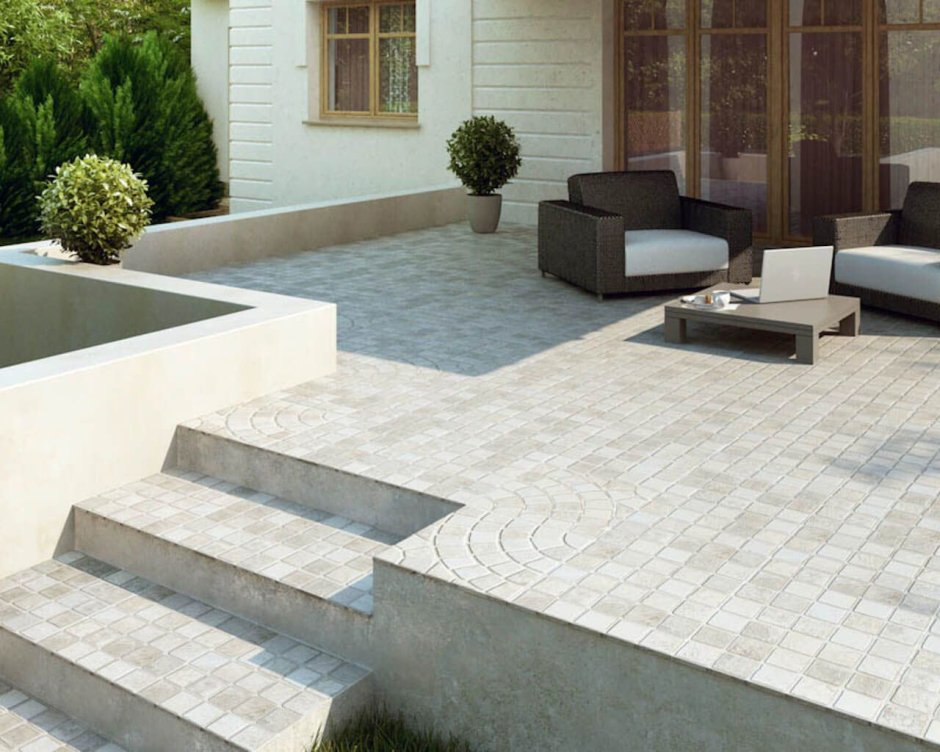 Отделка крыльца