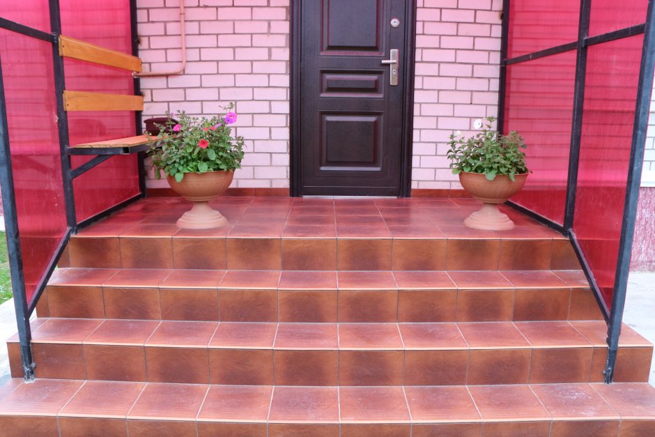 Ступени из ДПК для крыльца