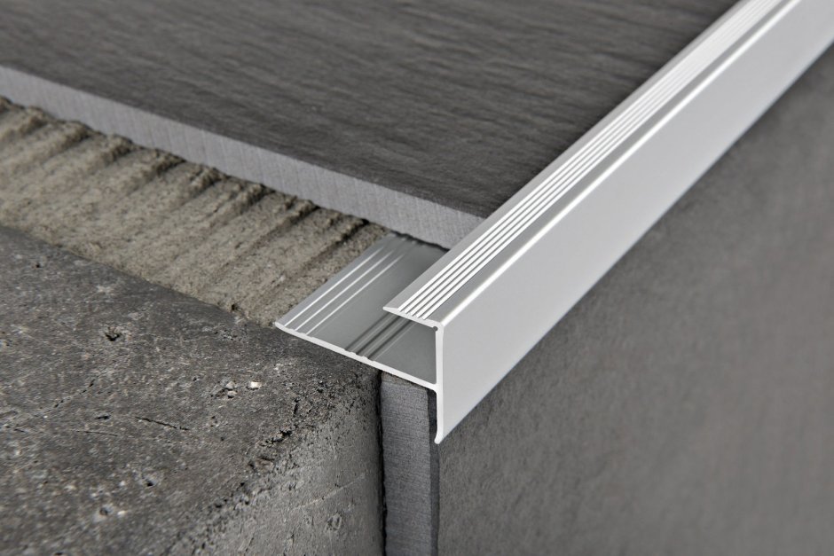 Стыковочный профиль алюминиевый 10мм