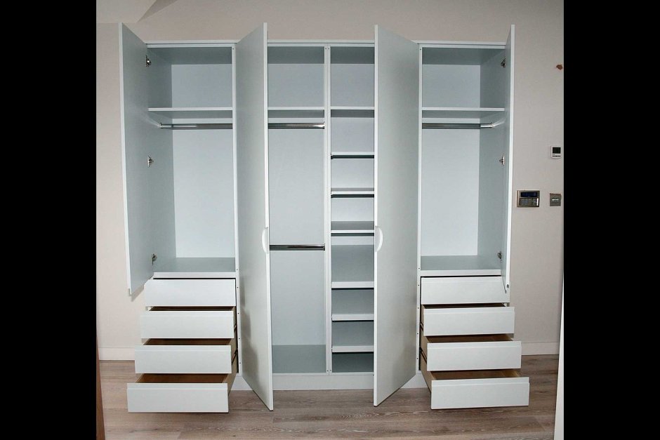 Наполнение встроенных шкафов