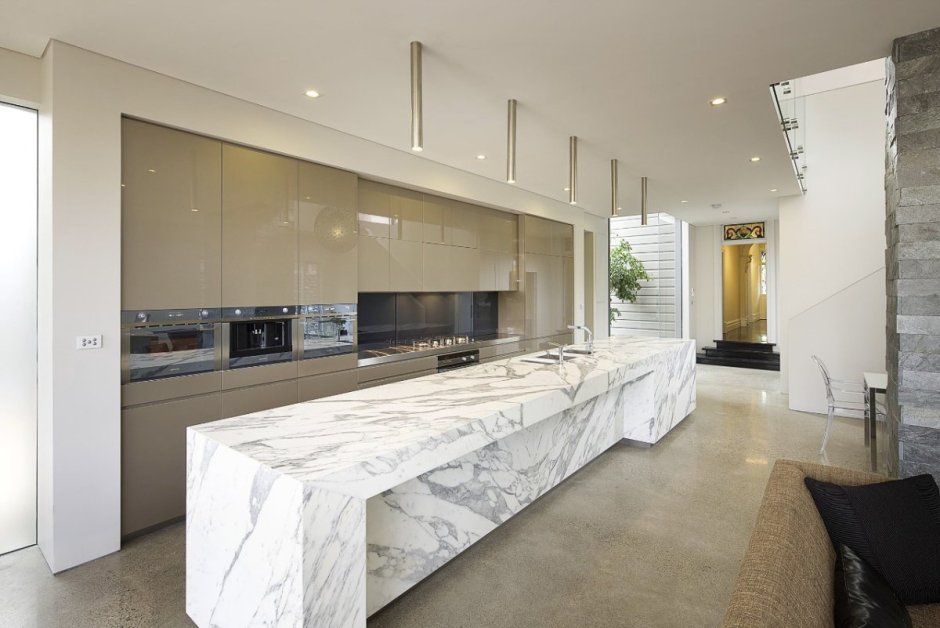 Фартук кварцевый агломерат