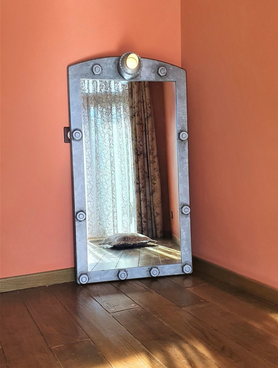 Рама для зеркала в стиле лофт