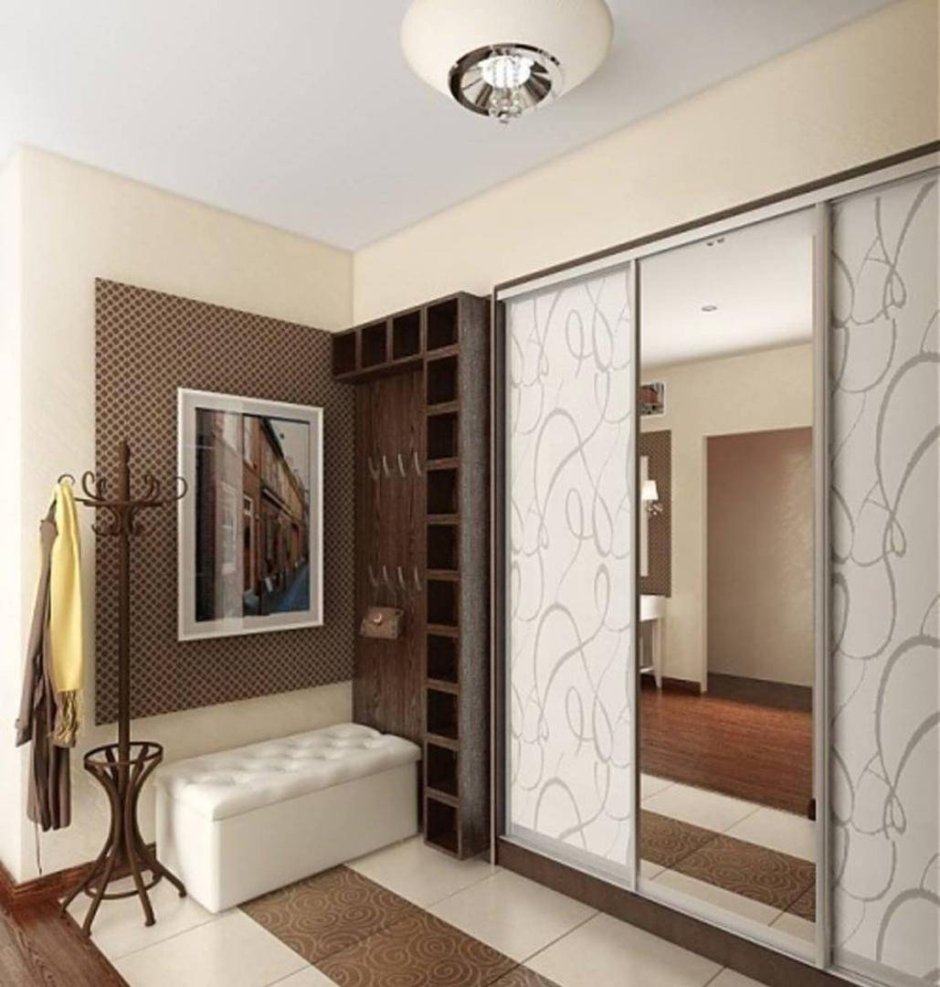 Квадратная прихожая