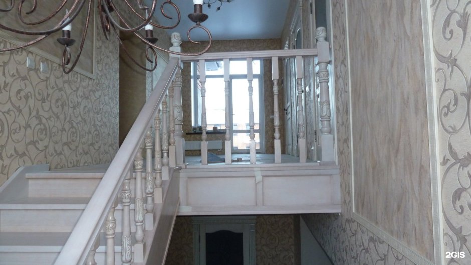 Обои на лестничный марш