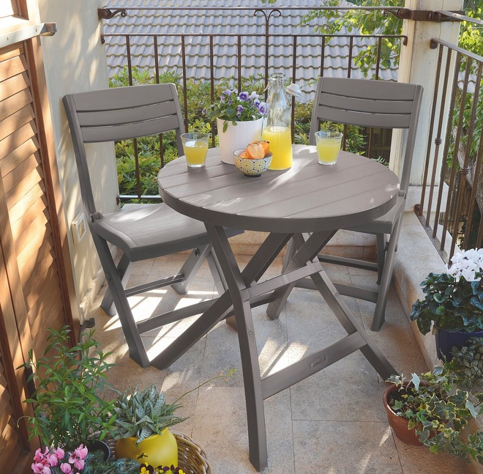 Столик на балкон