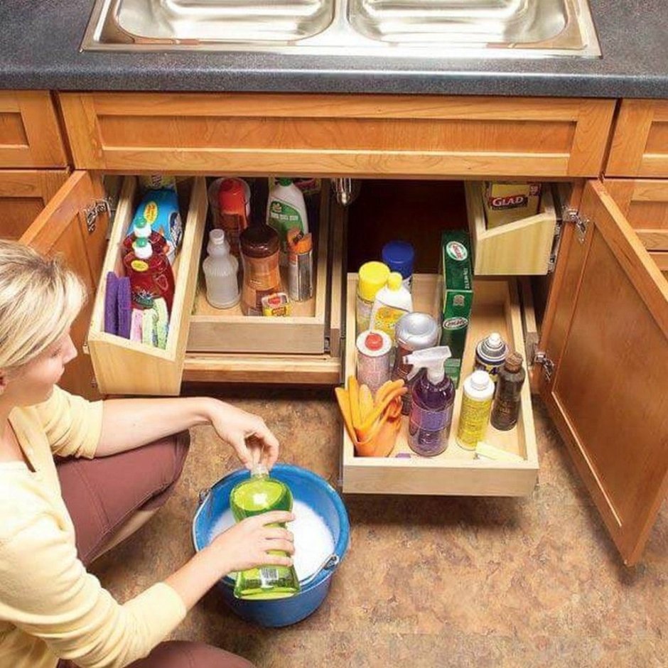 Порядок в кухонных шкафчиках