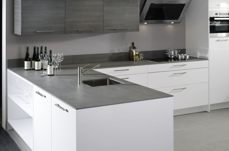 Тонкая столешница